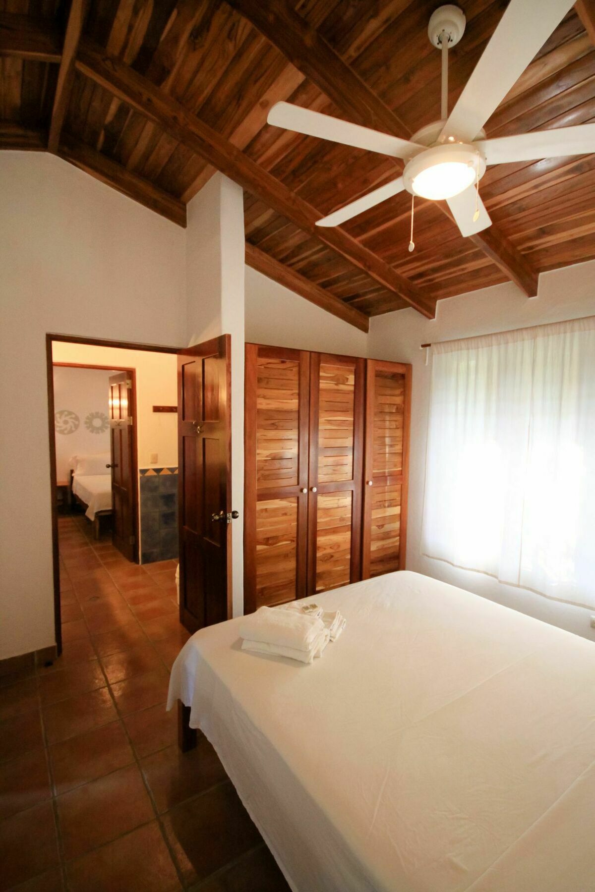 נוסארה Living Hotel מראה חיצוני תמונה