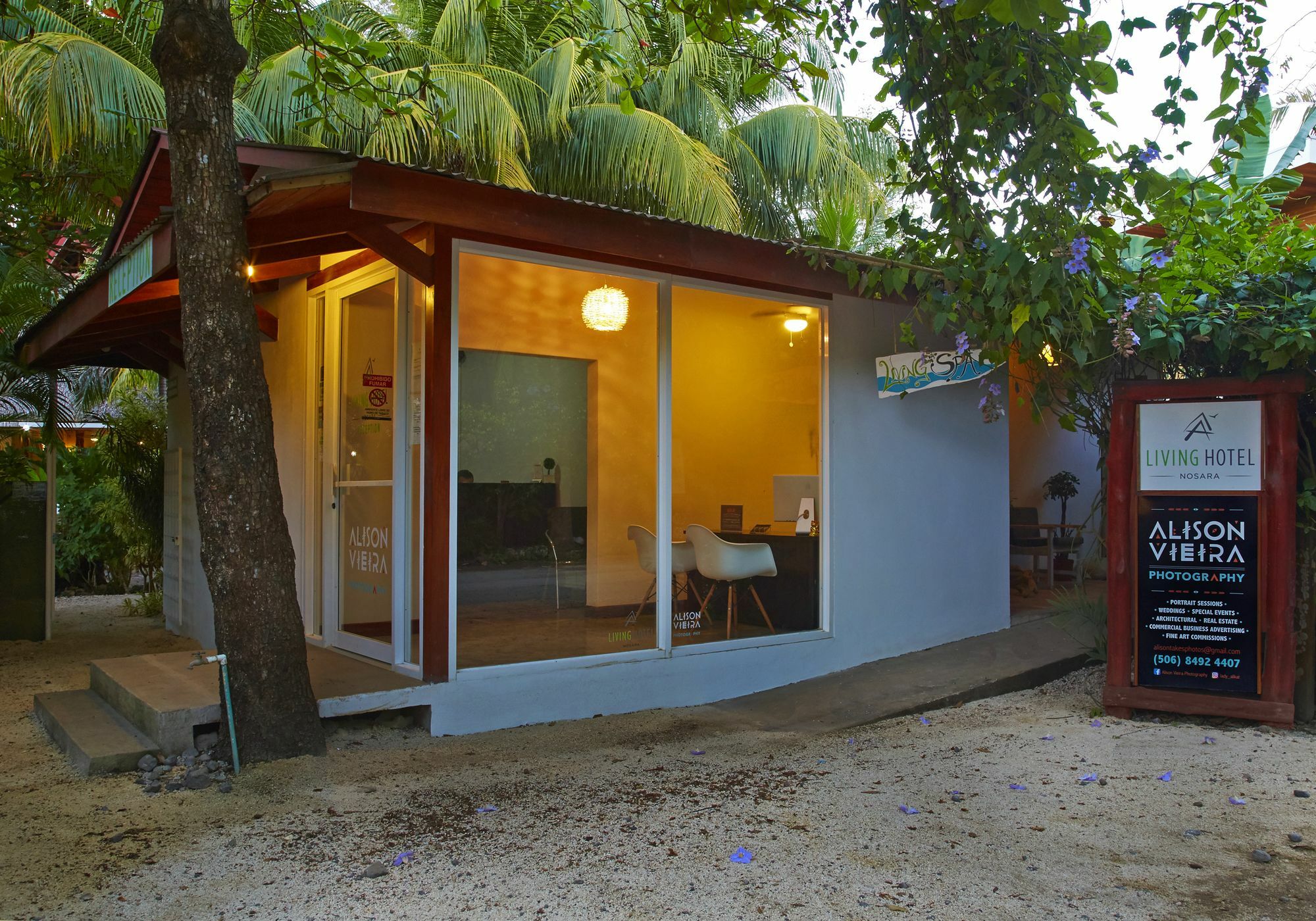 נוסארה Living Hotel מראה חיצוני תמונה