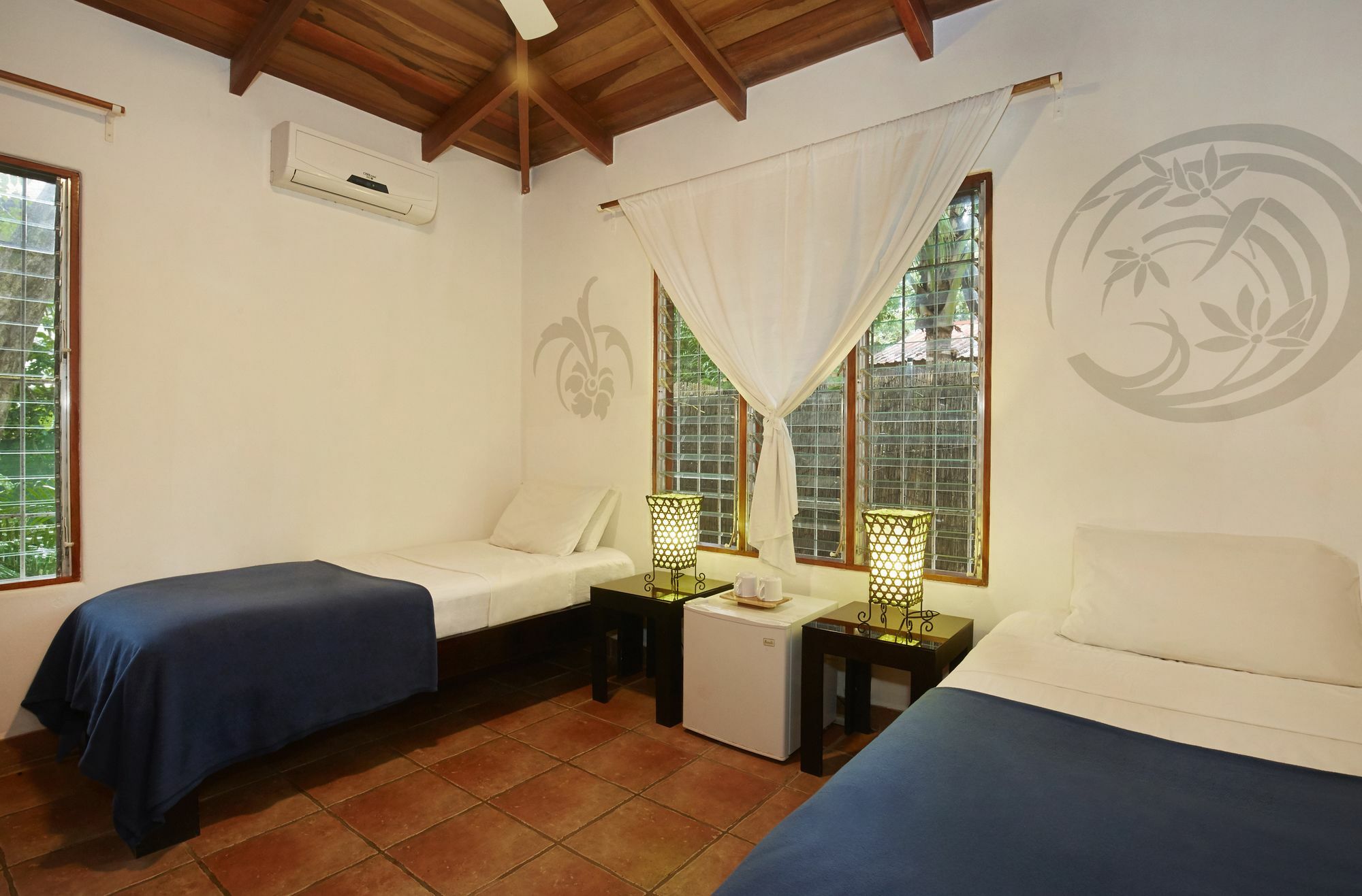 נוסארה Living Hotel מראה חיצוני תמונה